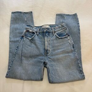 Abercrombie & Fitch 90s Straight Ultra High Rise Jean | Curve Love 27 Short